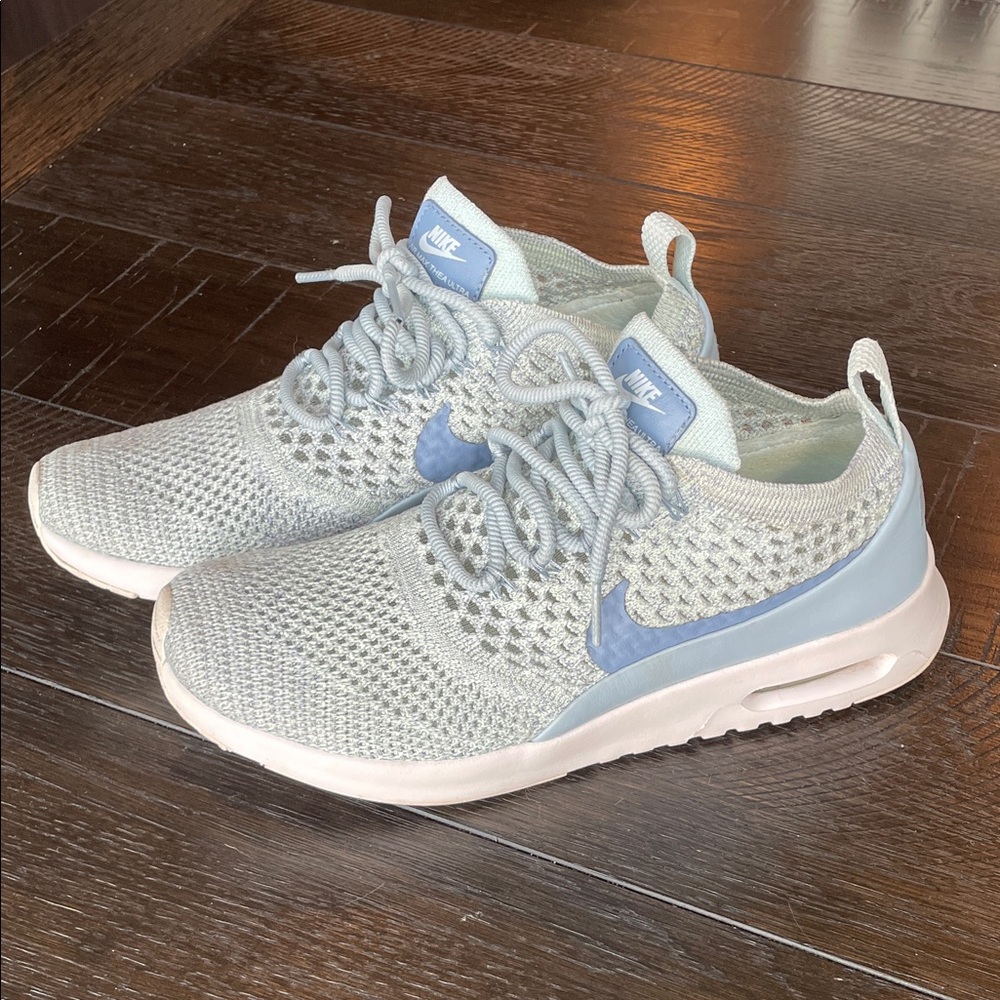 Nike Women's Knit Gray and Blue Sneakers